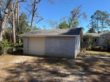 Main picture of 2109 Fleming St