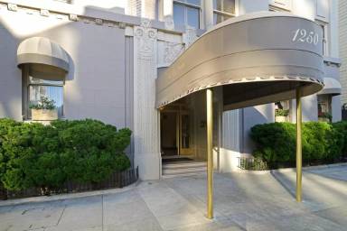 Main picture of 1250 Jones St
