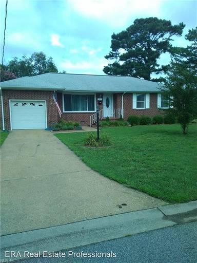 Main picture of 709 Avella St