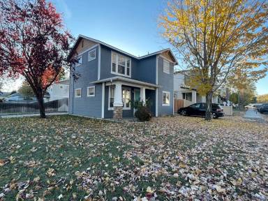 Main picture of 1502 S Oakland Ave