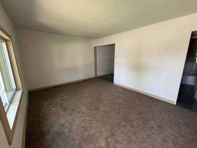 Main picture of 1203 SE Pinecrest Dr