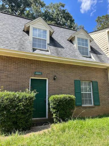 Main picture of 2366 Gregory Dr