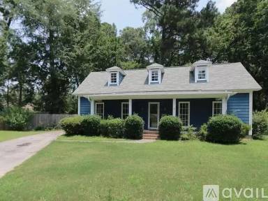 Main picture of 17 Evelyn Ct