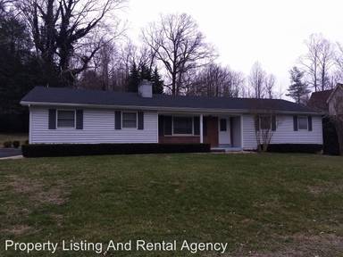 Main picture of 333 Boone Lake Cir