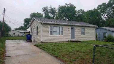Main picture of 1200 W 20th St