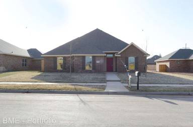 Main picture of 7309 Topeka Dr