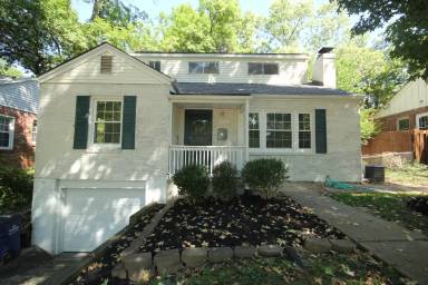 Main picture of 9721 Greenwood Ter