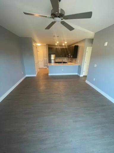 Main picture of 40 Pointe Pl