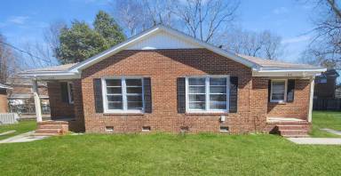 Main picture of 114 N Meade St