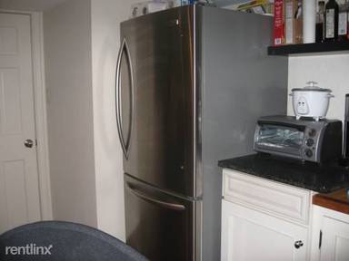 Main picture of 2 Revere St