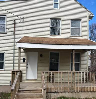 Main picture of 101 W Gibbs St