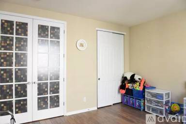 Main picture of 5965 S Paris Pl