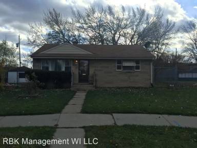 Main picture of 7019 W Tallmadge Ct