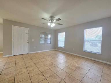 Main picture of 208 S Eastside Dr