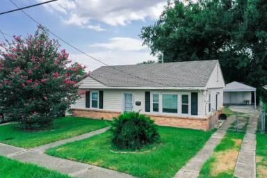 Main picture of 620 Edenborn Ave