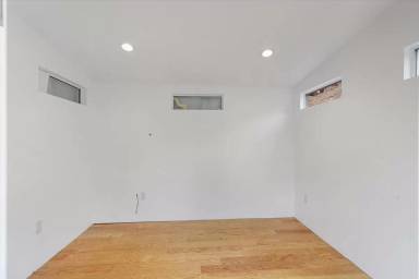 Main picture of 5317 Atlas St