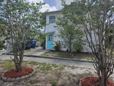 Main picture of 845 17th St N