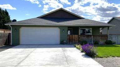 Main picture of 608 4th Ave