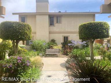 Main picture of 4900 Dunes St
