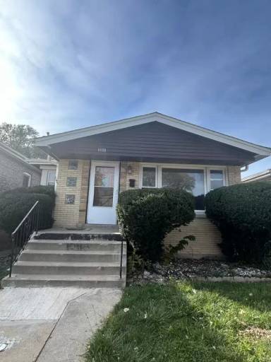 Main picture of 10118 S May St