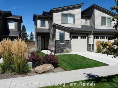 Main picture of 620 NE Vail Ln