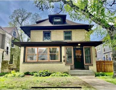 Main picture of 2412 Girard Ave S