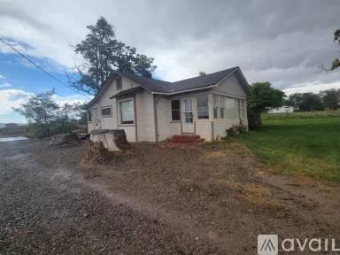 Main picture of 883 24 Rd