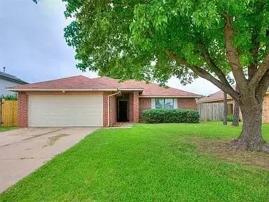 Main picture of 15125 Vicki Dr