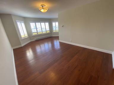 Main picture of 2550 Sloat Blvd