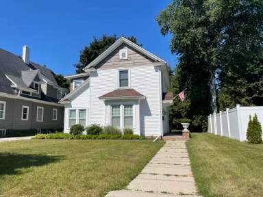 Main picture of 2122 N 7th St