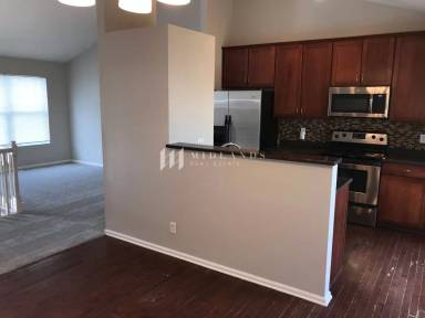 Main picture of 16128 Cottonwood Ave