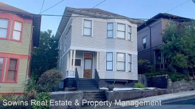 Main picture of 674 11th St