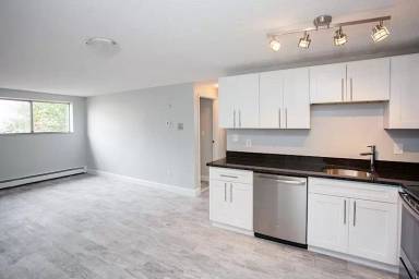 Main picture of 14 Murdock St