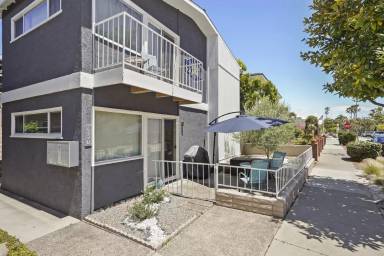 Main picture of Miramar Drive 1550 - 2