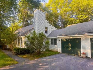Main picture of 63 Willow Grove Rd