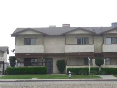Main picture of 3461 S Chester Ave