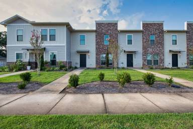 Main picture of 5069 Peach Dr