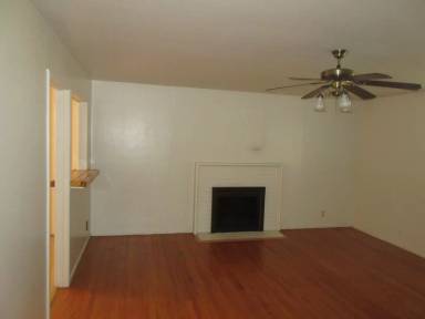 Main picture of 5233 Calistoga Way