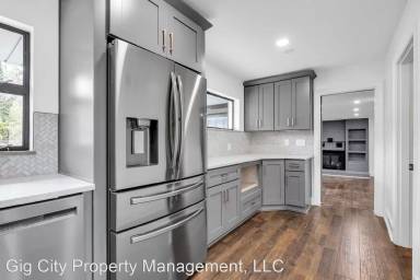 Main picture of 205 Belvoir Ave