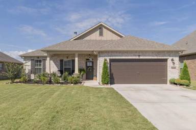 Main picture of 120 Elledge Farm Dr