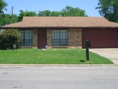 Main picture of 1115 S Dexter Dr