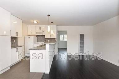 Main picture of 2828 College Ave