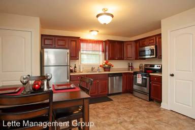 Main picture of 1952 Curry Rd