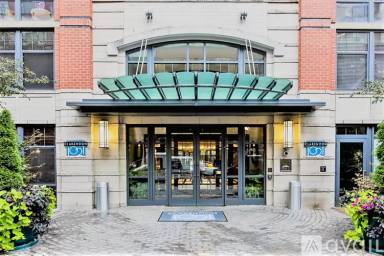 Main picture of Clarendon 1021