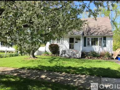 Main picture of 1065 Madison Ave