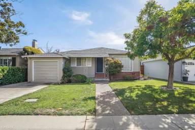 Main picture of 522 Guildford Ave