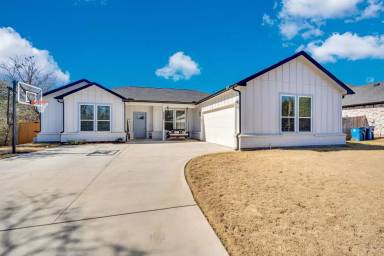 Main picture of 5622 Mesa Loop
