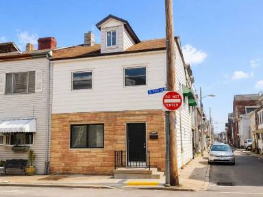 Main picture of 119 S 17th St