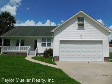 Main picture of 1610 W Main St