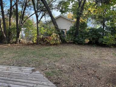 Main picture of 2352 Garland St